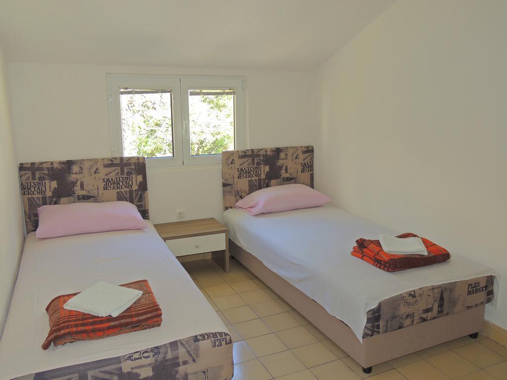 Guest House Jelena Budua Esterno foto