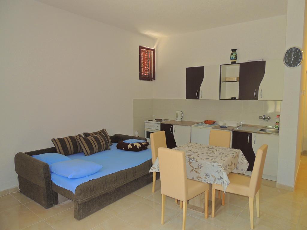 Guest House Jelena Budua Esterno foto