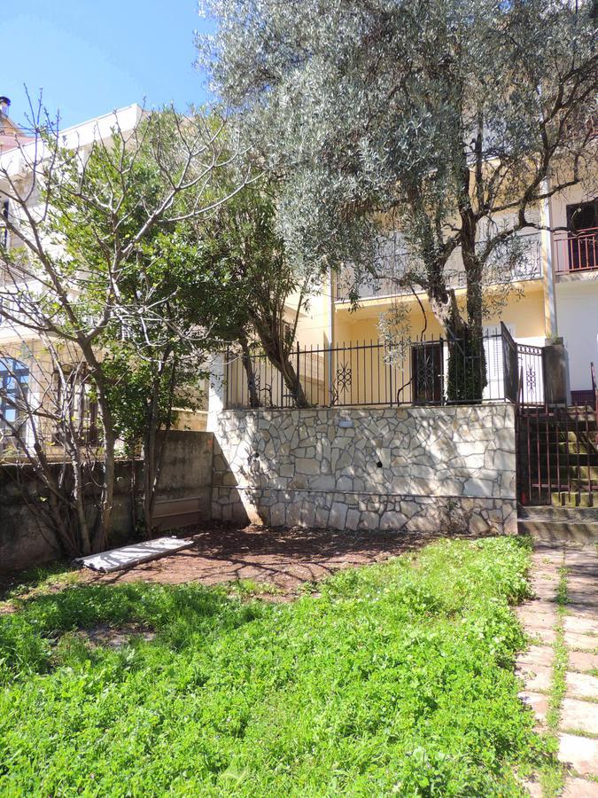 Guest House Jelena Budua Esterno foto