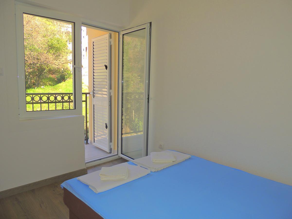 Guest House Jelena Budua Esterno foto