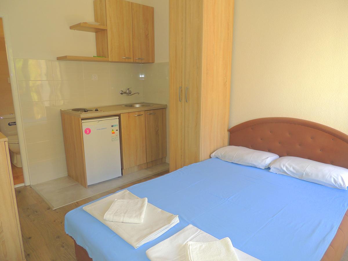 Guest House Jelena Budua Esterno foto
