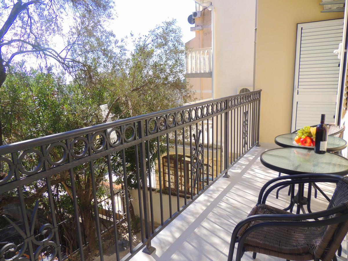 Guest House Jelena Budua Esterno foto