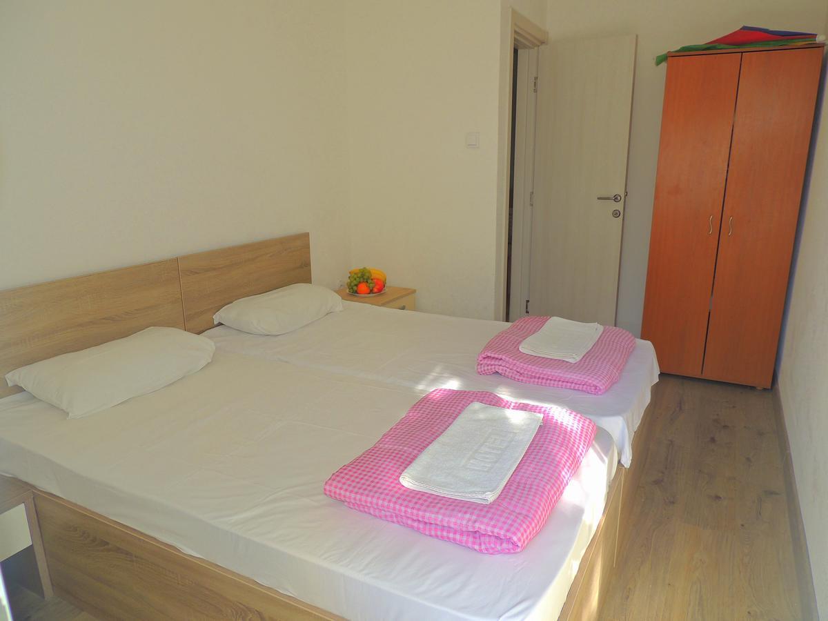 Guest House Jelena Budua Esterno foto